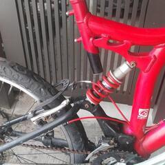 マウンテンバイク　サス付き