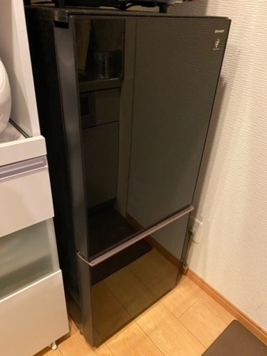 【決まりました】冷蔵庫（シャープSJ-GD14D ）ブラック