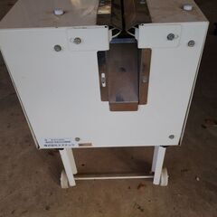 スズテック 乾燥玉ねぎ調製機 たまちゃんGO STC4200