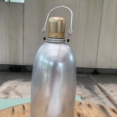 昭和レトロな水筒　ボトル　　月象　　