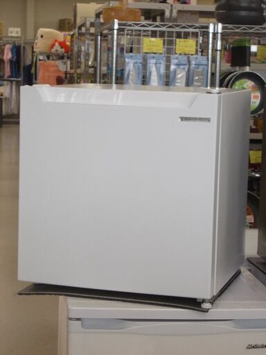 YAMADA　1ドア冷蔵庫　46L   2020年製　YRZ-CO5H1