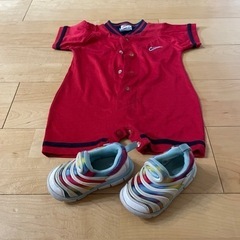 NIKE  ロンパース　キッズ