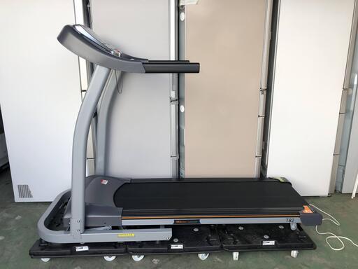 ジョンソンヘルステックジャパン ルームランナー TREADMILL Tempo T82