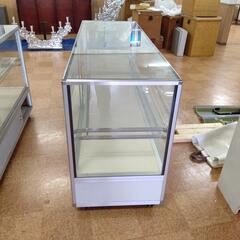 ガラスケース