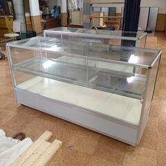 ガラスケース