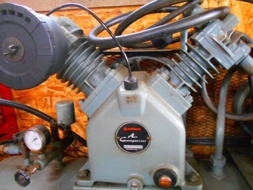 エアーコンプレッサー三相200V不動車部品取り、引取り限定です。 エアーコンプレッサー三相200V不動車部品取り、引取り限定です。