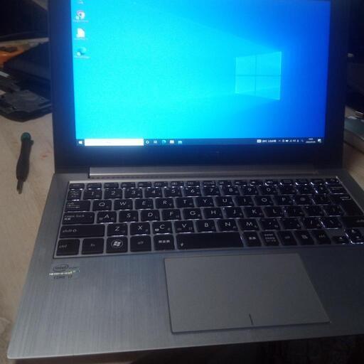 中古ノートパソコン[zenbook UX21A]