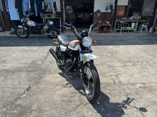 カワサキ TR250 | casenacasalucci.com.br