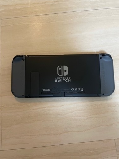 任天堂Switch 本体　グレー