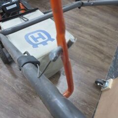 アメリカ製芝刈り機5.5馬力バケット付きハスクバーナー