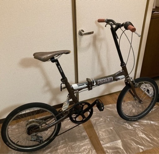 折りたたみ自転車　20インチ