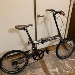 折りたたみ自転車　20インチ