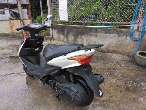 ⭐スズキアドレスV125S　CF4MA　パールホワイト　高級グレード原付2種　外装新品