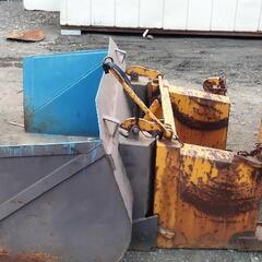 フォークリフト用バケット、除雪機用バケット