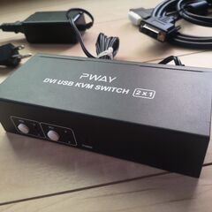 Pwaiy DVI USB KVM Switch スイッチボック...