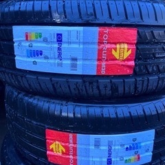 225 45 18 新品 タイヤ MOMO 4本セット 