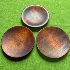 国産手作り木工品　小さいお皿3枚
