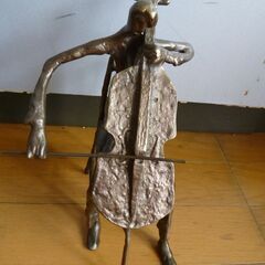 真鍮　バイオリン弾き置物4体/オブジェ・本体のみ・中古品 真鍮 バイオリン弾き置物4体/オブジェ・本体のみ・中古品