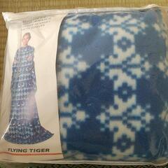 【未使用】フライングタイガー 着る毛布