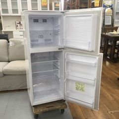 S355 ユーイング 140L 2ドア冷蔵庫（ホワイト）【右開き】UING UR-F140J-W⭐動作確認済 ⭐クリーニング済 