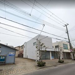 駅まで徒歩圏内🚉コンビニ跡地🏪1階路面店🏢前面ガラス張りですよ✨