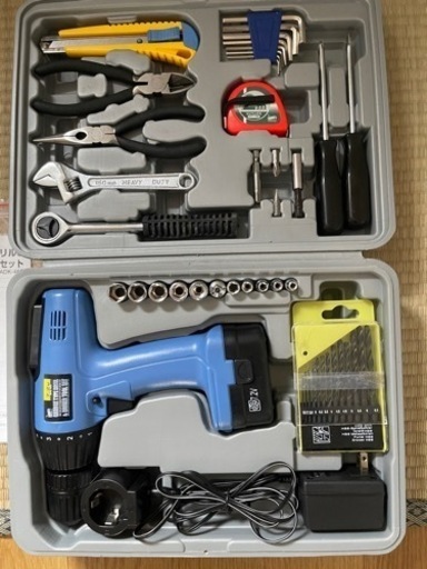 中古　コードレス　ドライバー\u0026工具セット