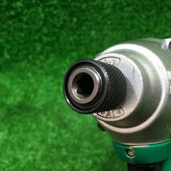 マキタ MTD002DSX 充電式インパクトドライバ 18V バッテリー2個付き ソケットビット付き【市川行徳店】【店頭取引限定】【中古】管理番号：ITUVYWQMAUT7