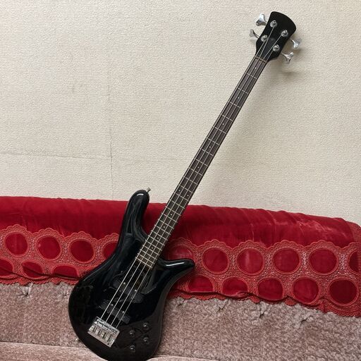 ◆BASS ベースギター◆FRESHER FSP-650？◆取りに来て頂ける方♪
