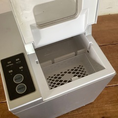 卓上小型製氷機「IceGolon」 DTSMLIMA