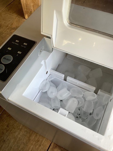 卓上小型製氷機「IceGolon」 DTSMLIMA