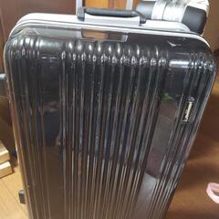 バーマスのスーツケース