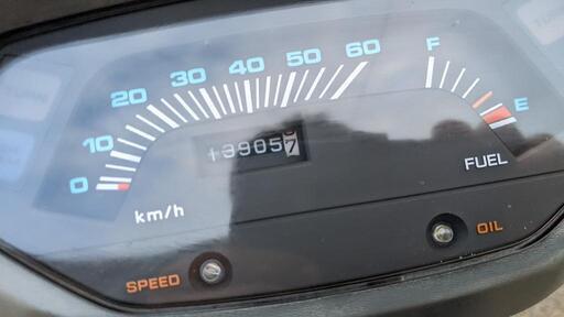 ホンダ リード50 フロントタイヤ新品 2スト 60キロ振り切れ 50cc