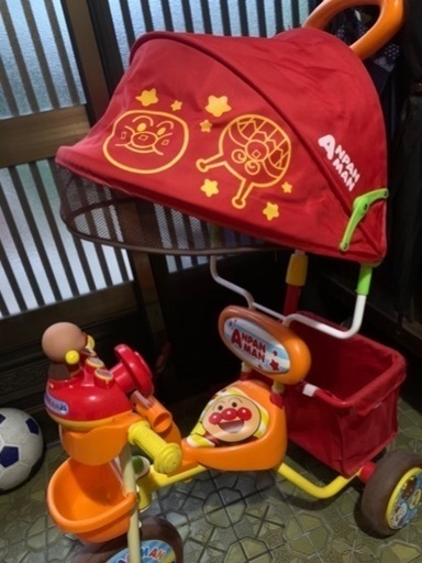 お子様にいかがですか？？アンパンマンのジャングルジムと三輪車セットでお譲りします！