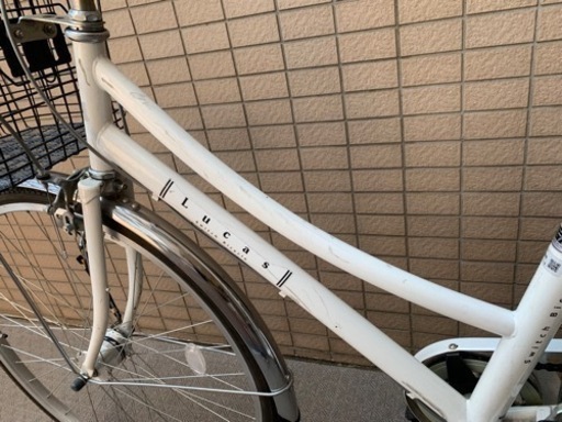 自転車　美品　27インチ　ホワイト　防犯登録証あり
