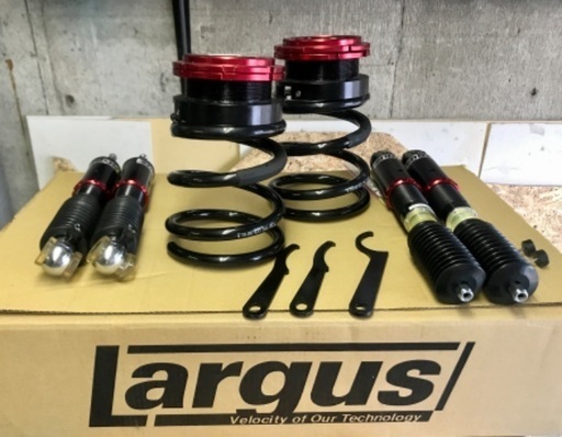 Largus 車高調キット SpecS トヨタグランドハイエース VCH10W