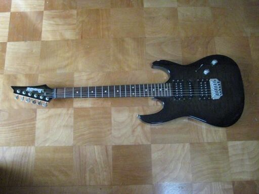 Ibanez  シールド　チューナー　ケース他つき