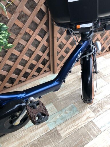 タイヤ新品 電動自転車 そ バッテリー良品 ブリヂストン 紺色 20インチ