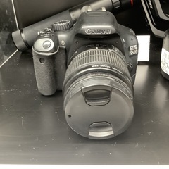 Canon デジタルカメラ　EOS550D 充電器付　専用電池