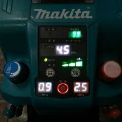 マキタ AC462XL 常高圧エア―コンプレッサー 11L 青【市川行徳店