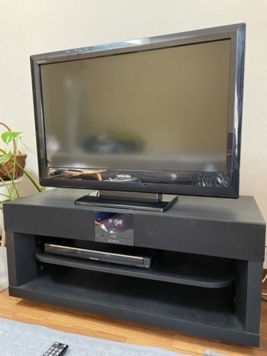 32インチTOSHIBA REGZAテレビ＆スピーカー付きテレビ台セット