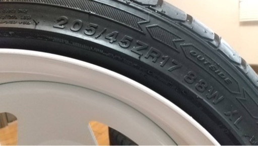 ESB TC01 17インチ