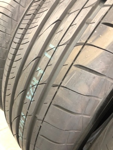 トーヨータイヤプロクセス　235/65R18