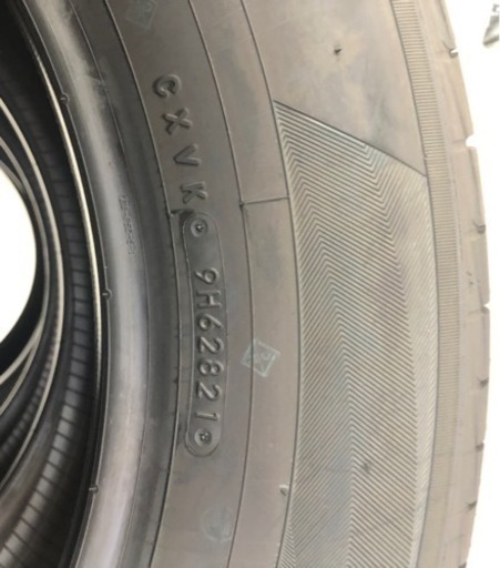 トーヨータイヤプロクセス　235/65R18