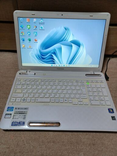 綺麗最新OS Win11 TOSHIBA PT45146EBFWD Core i5 2450M /メモリ:4GB/ HDD:750GB ブルーレイ 最新office2021 無線