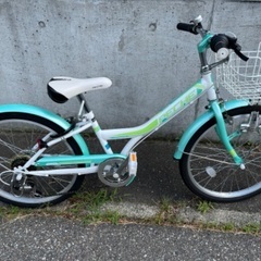 　女の子自転車　超美品　22インチ　地域以外相談可