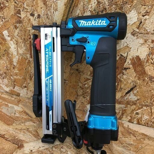 Wa180　ｍａｋｉｔａ　マキタ　高圧エアタッカ　AT1025HE