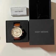 新品] 半額以下！イッセイミヤケ W 腕時計 SILAY008