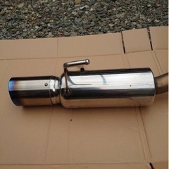 トヨタ アルファード マフラー TRUST