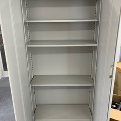 美品 スチールキャビネット 書庫 鍵付き