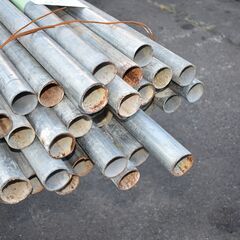 【鉄くず】≪zy538≫単管パイプ/鉄パイプ 径48mm 不揃い 現状渡し【長さ 約740～1500mm】約35本セット 現場/土木/足場